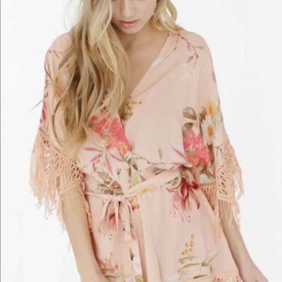 BHLDN Plum Pretty Sugar Hibiscus Floral Robe Kimono Fringe Trim Blush - Picture 2 of 5